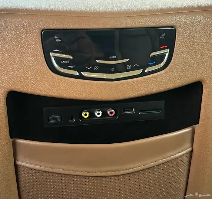 كاديلاك اسكاليد 2015 الدفعة الاخيرة شبه مخزن 32