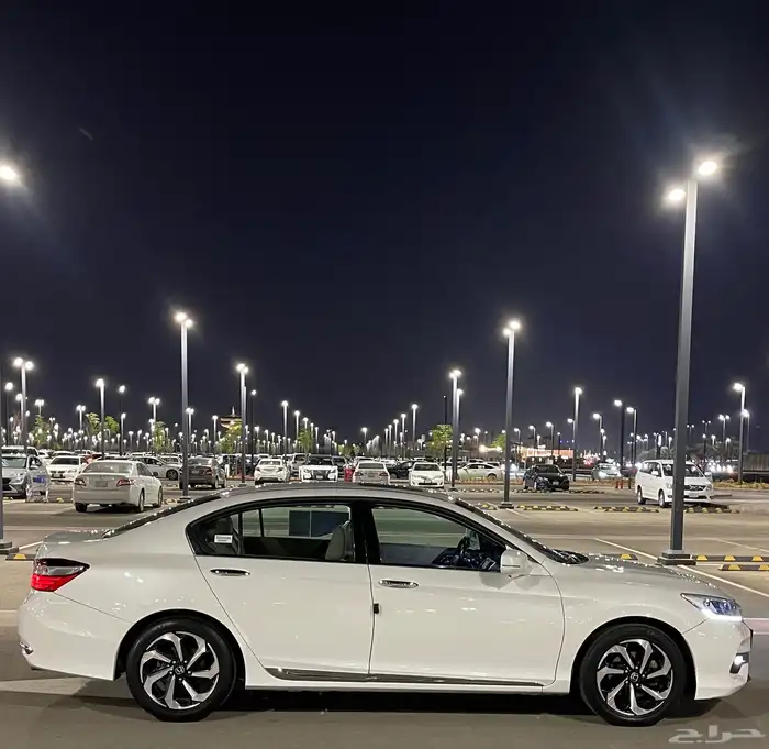 اكورد 2017 اعلى فيه بدي ومحركات وكاله شرط 4