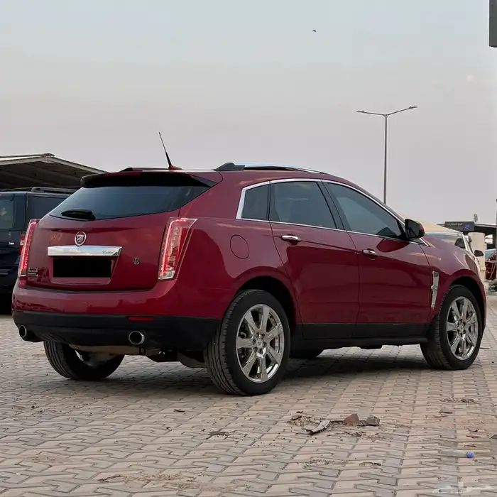 كاديلاك SRX 2010 فل كامل فتحه بانوراما 6
