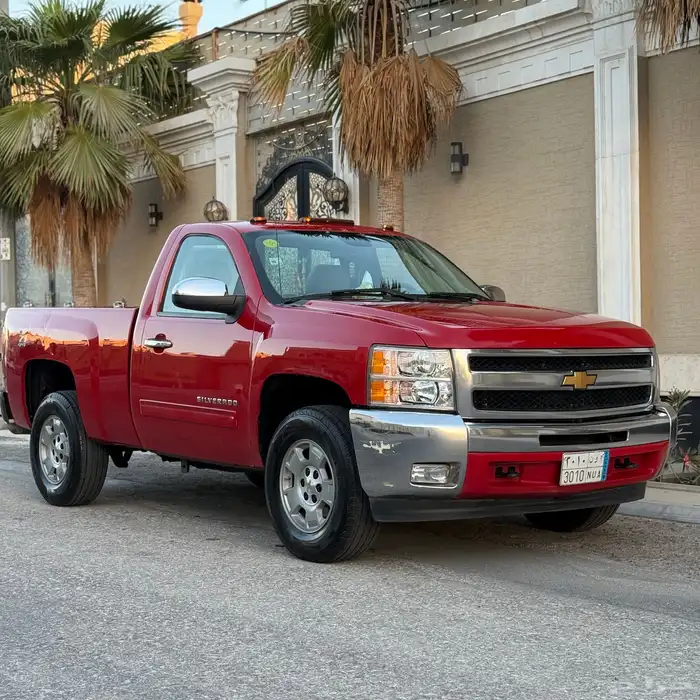 سلفرادو 2013 z71 فل دبل ( V8 ) 5.3 لون احمر 19