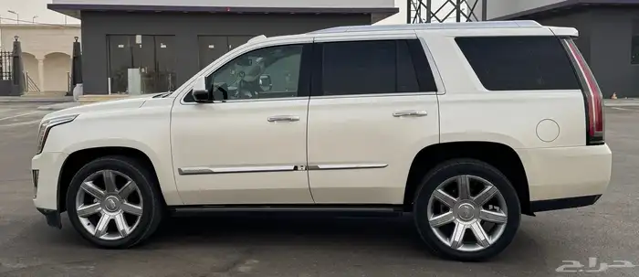 كاديلاك اسكاليد 2015 1