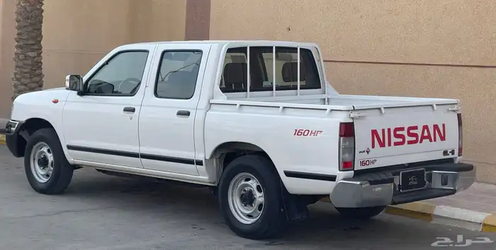 نيسان- ددسن-2013-غمارتين- GL-بنزين- بدون دبل- مخزن 7