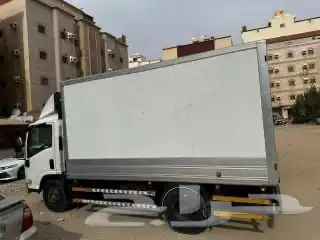 دينا ايسوزو ثلاجه الطول 4متر ونص (تبريد) للايجار الشهري 0