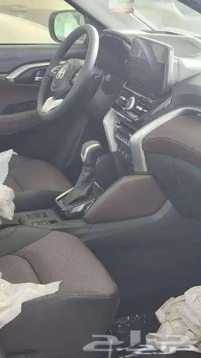 تويوتا اوربان فل كامل موديل 2026 كاش و أقساط 5