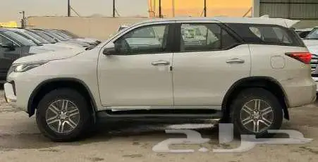 تويوتا فورشنر بنزين GX2 موديل 2025 8