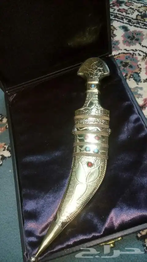 هدايا زواج ترقية تقاعد تكريم فروة بشت شتوي 26