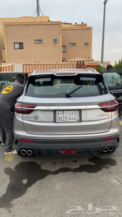 جيلي كولراي 2021 لون فضي 4