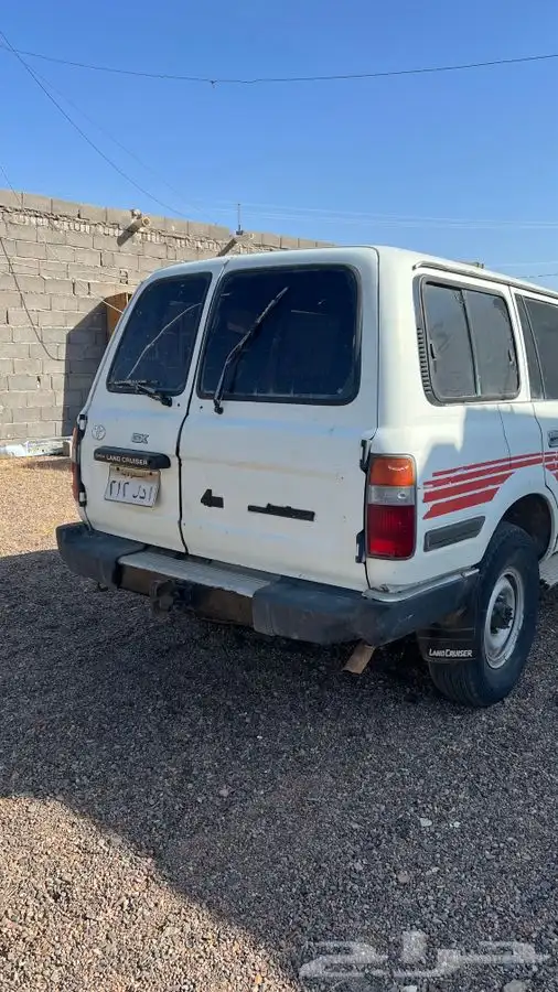 للبيع جيب موديل 91 مخبط مع لوحة مميزة 1