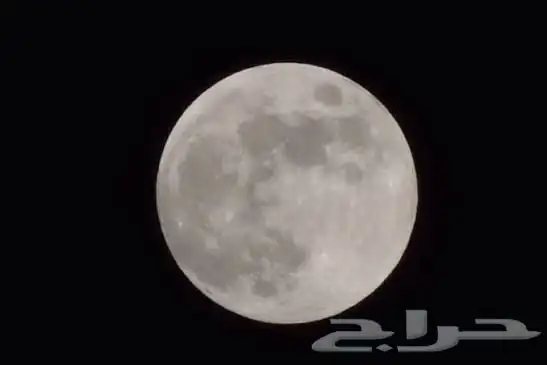 ( عدسة زوم Canon 2