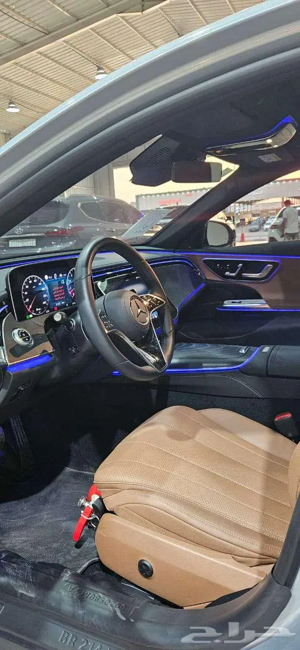 مرسيدس E200 2025 8