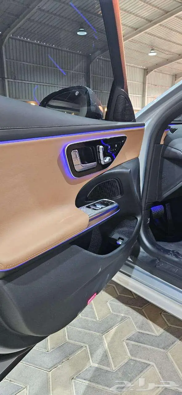 مرسيدس E200 2025 7