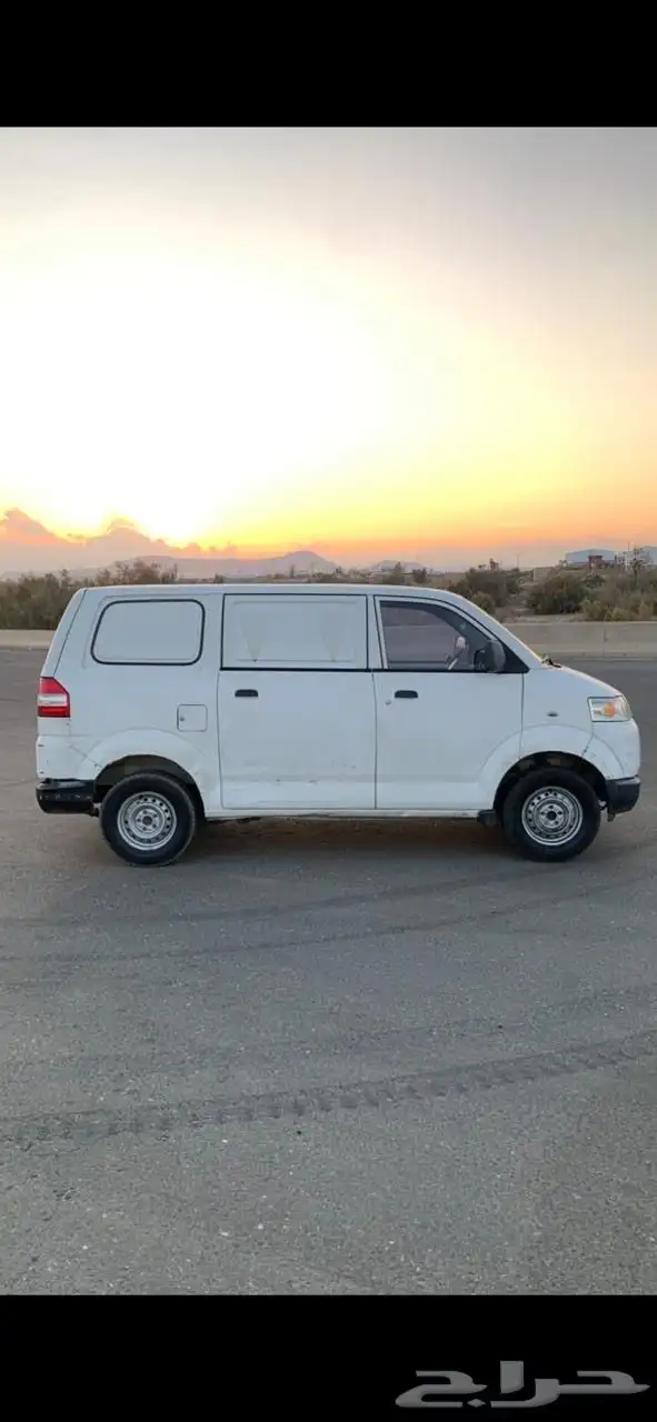 باص سوزوكي 4