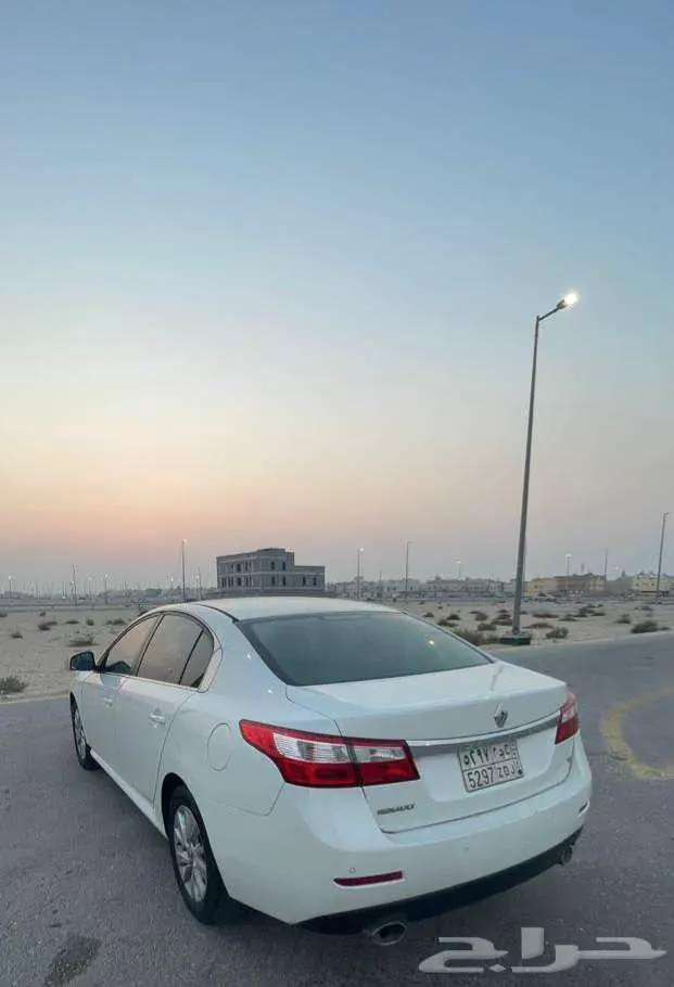 رينو سافران الموديل 2014 8