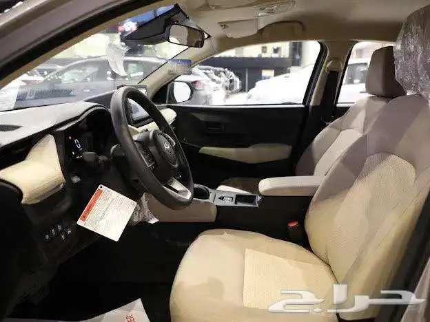 عروض التقسيط _ تويوتا يارس 2026 نص فل بقسط يبدا 950 8