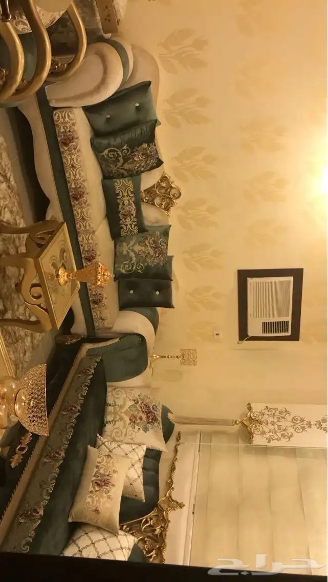 كنب نظيف جدا 0