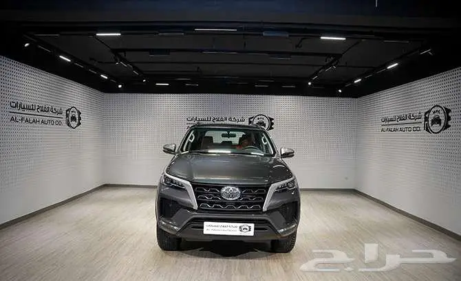 تويوتا فورتشنر بفئات متعددة موديل 2025 0