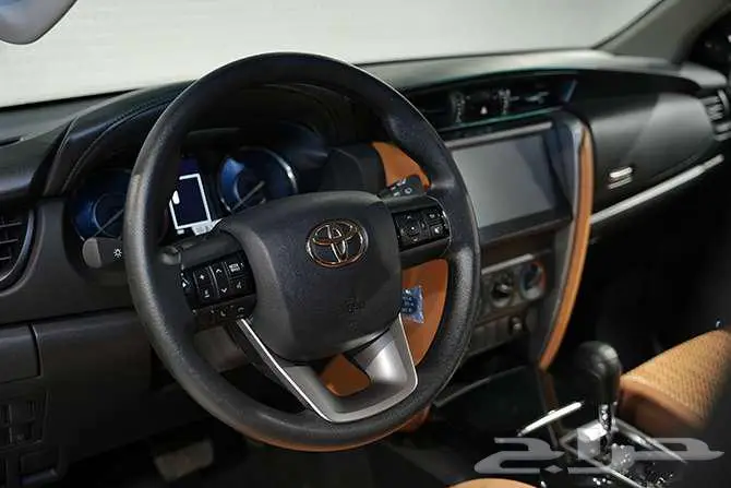 تويوتا فورتشنر بفئات متعددة موديل 2025 4