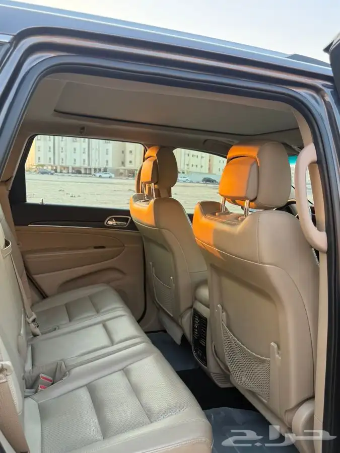 جيب جراند شروكي ليمتد 11