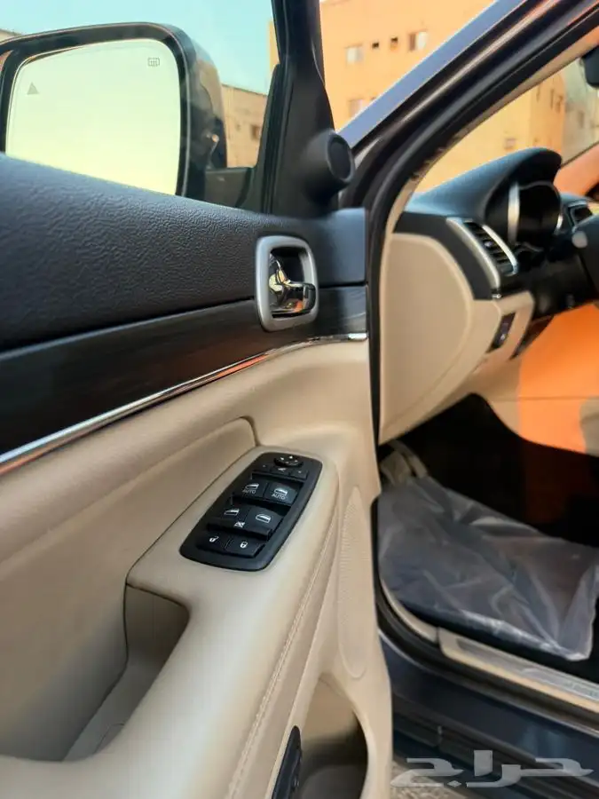 جيب جراند شروكي ليمتد 9