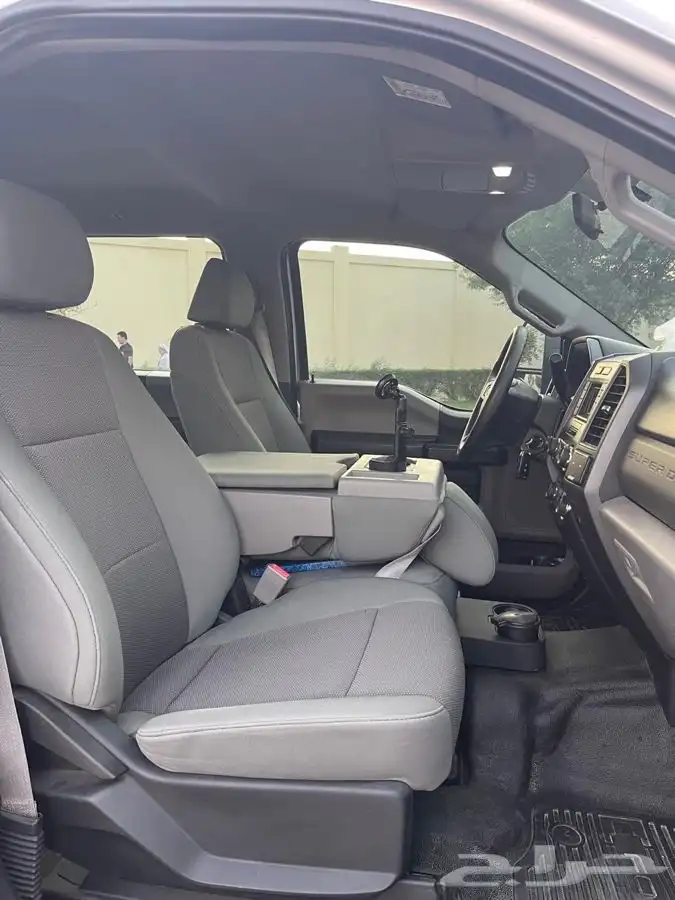 فورد f350 غمارتين مجهزه وعداد قليل مديل 2019 16