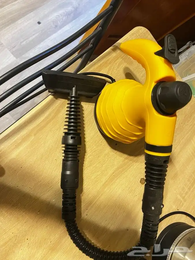 جهاز بخار لتنضيف الكنب والفرش 2