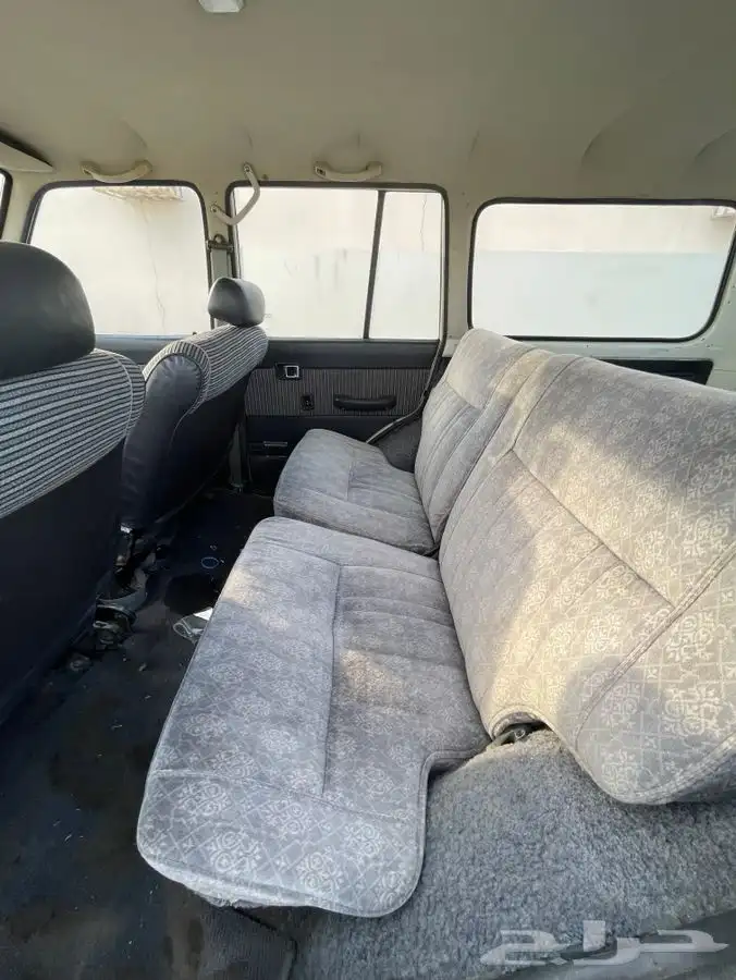 لاندكروزر صالون 7