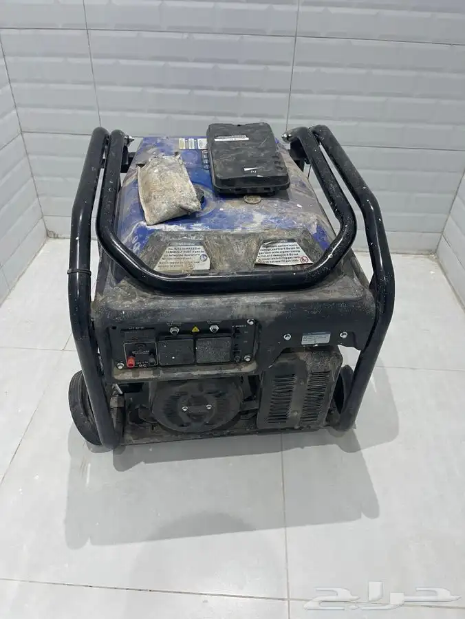 ماطور كهربه 5 طن من نوع  HYUNDAI الماطور استخدام قليل 3