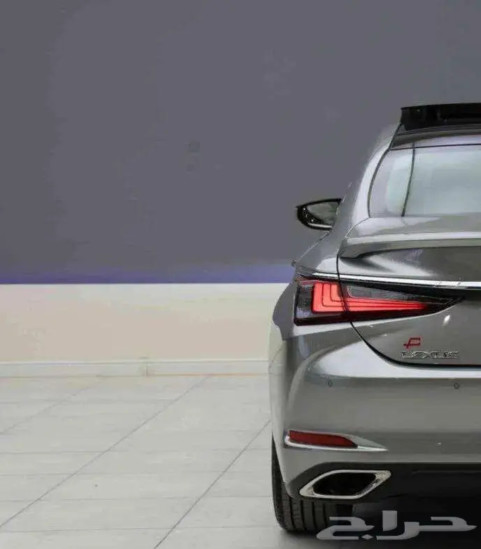 تتوفر فئات لكزس ES اصفار سعودي نظام دفعتين سعودي او نقد 8