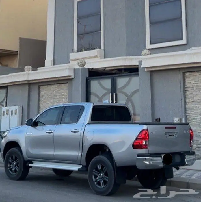 هايلوكس 2.8 ديزل 9