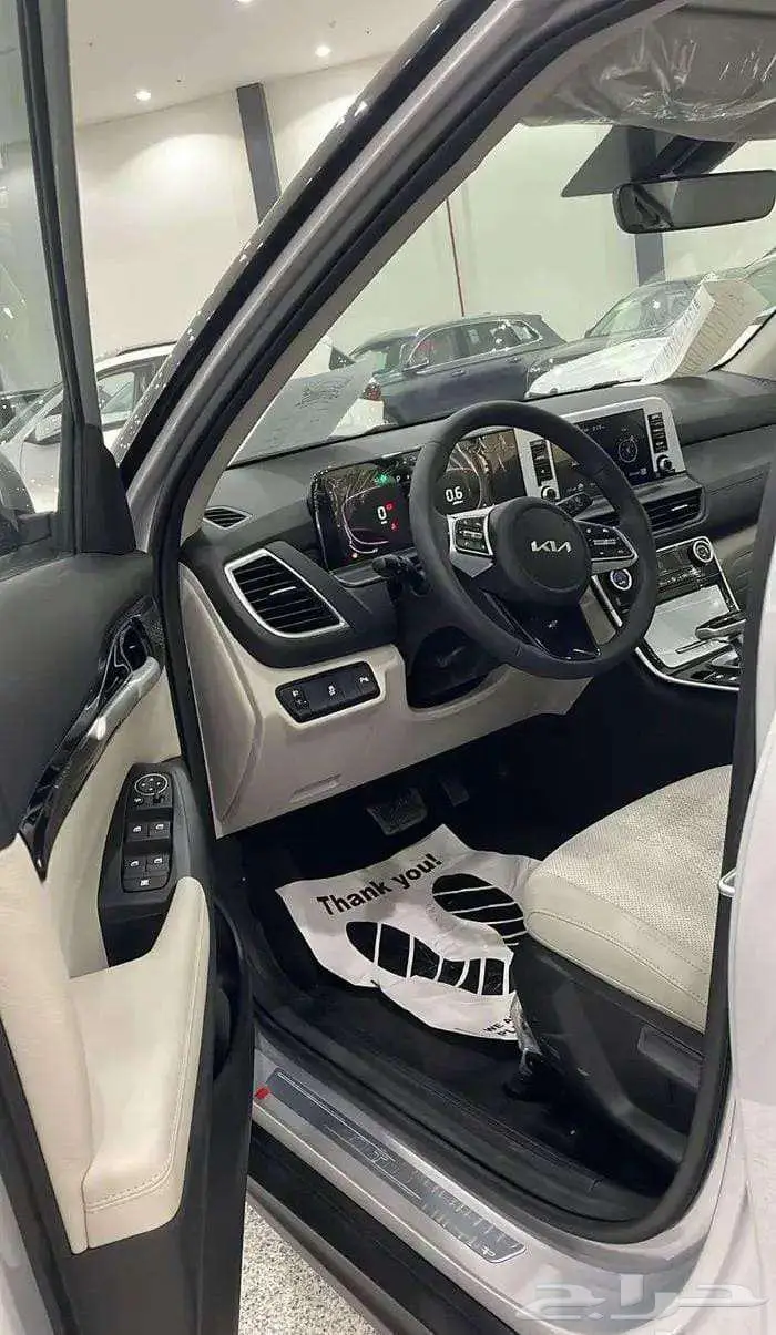 كيا سيلتوس نص فل بانورما 2025 بنظام الايجار المنتهي بالتمليك 12