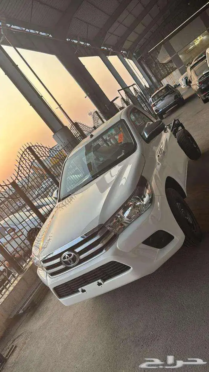 تويوتا هايلكس غماره ديزل بدون صندوق ماكينه 2.4 موديل 2025 2