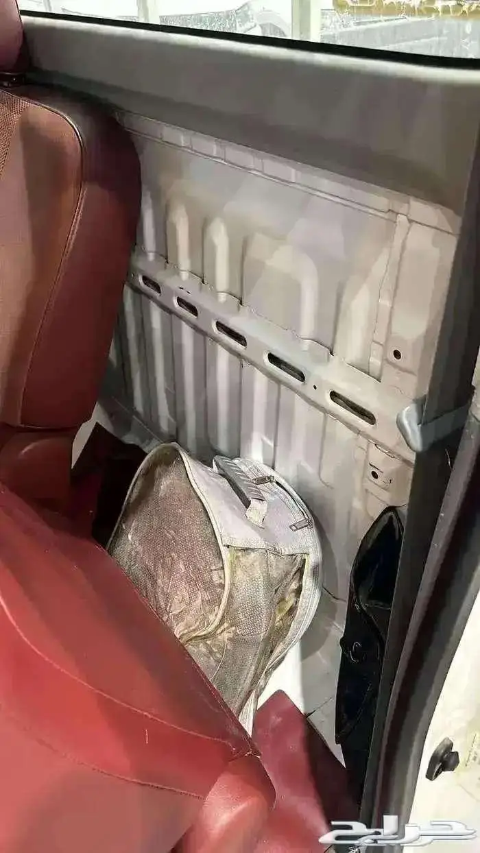 تويوتا هايلوكس 2006 عداد قليل 7