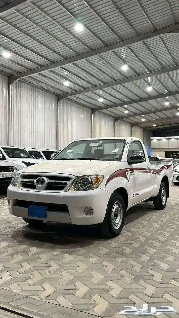 تويوتا هايلوكس 2006 عداد قليل 2