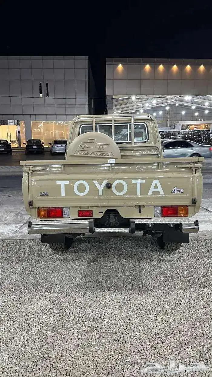 تويوتا شاص رفرف فل كامل ديزل 2025 4