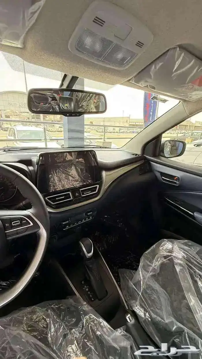 سوزوكي بالينو 2025 8