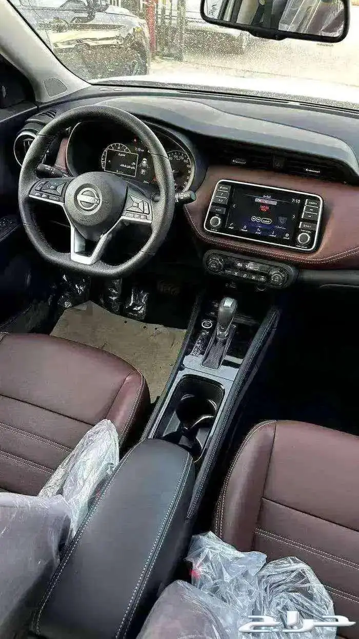 نيسان كيكس 12