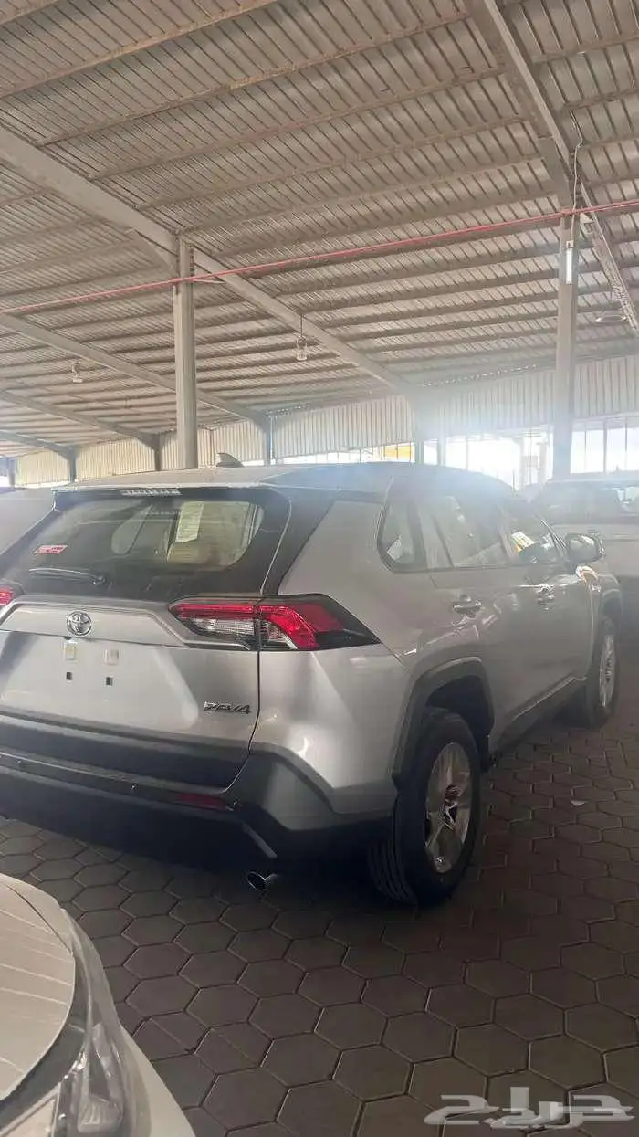 تويوتا راف فور استاندر موديل 2025 كاش بنك 2