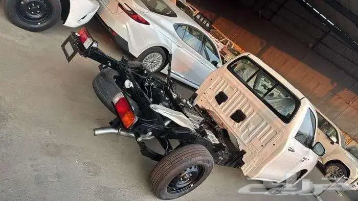 تويوتا هايلكس غماره ديزل بدون صندوق ماكينه 2.4 موديل 2025 7