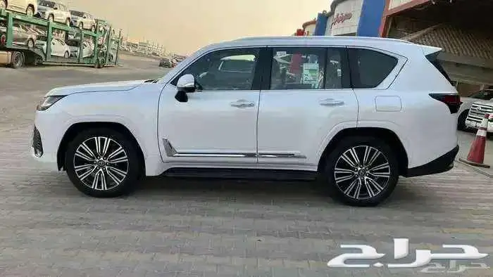 لكزس 2024 BB LX600 سعودي 3