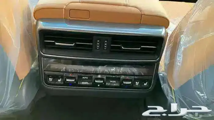 لكزس 2024 BB LX600 سعودي 17