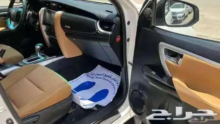 تويوتا فورشنر VX 2019 بنزين دبل 6 سلندر 8