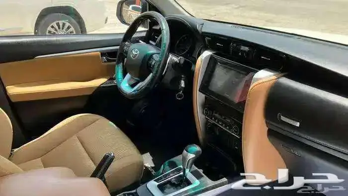 تويوتا فورشنر VX 2019 بنزين دبل 6 سلندر 6