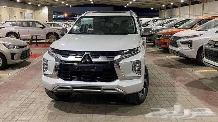 ميتسيوبشي مونتيرو نص فل 2025 0