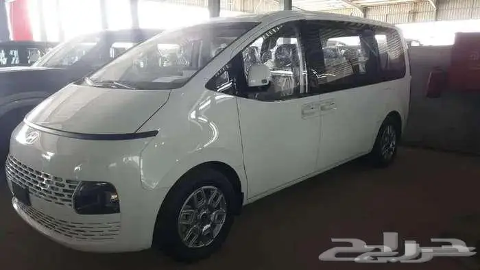 هيونداي ستاريا 2.2 ديزل 9 راكب 2