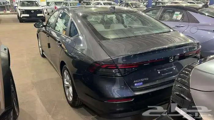 هوندا اكورد LX 2025 1