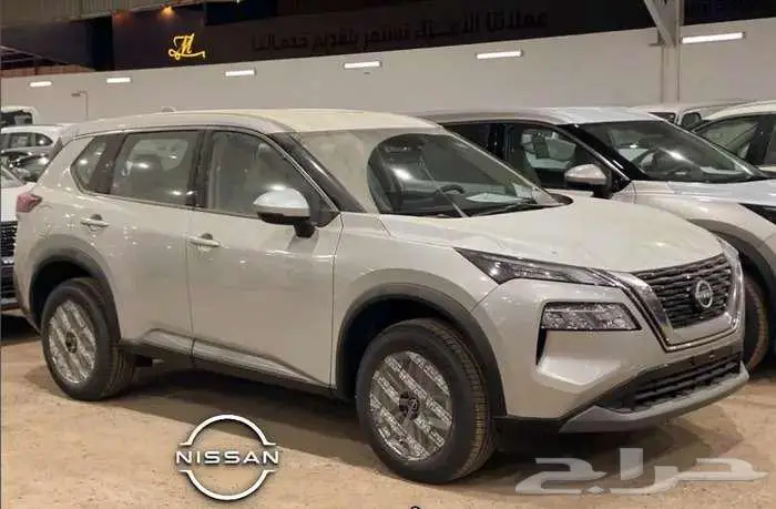 نيسان اكس تريل ستاندر 7 راكب دبل صيانة مجانية كاش وتقسيط 1