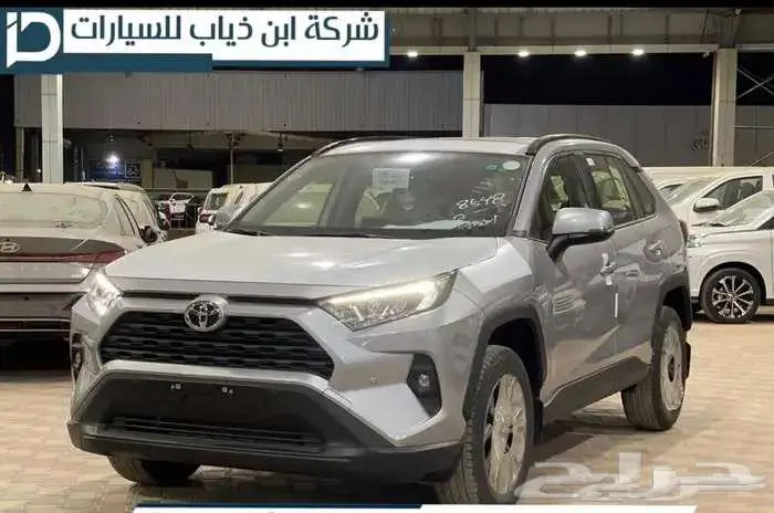تويوتا راف فور XLE بنزين 2025 لدى ابن ذياب بسعر 112.350 0