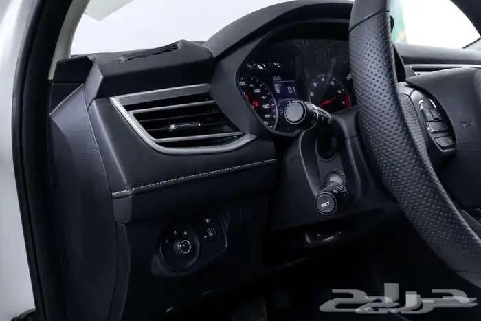 ام جى 5 ستاندر 2025 الشكل القديم 4