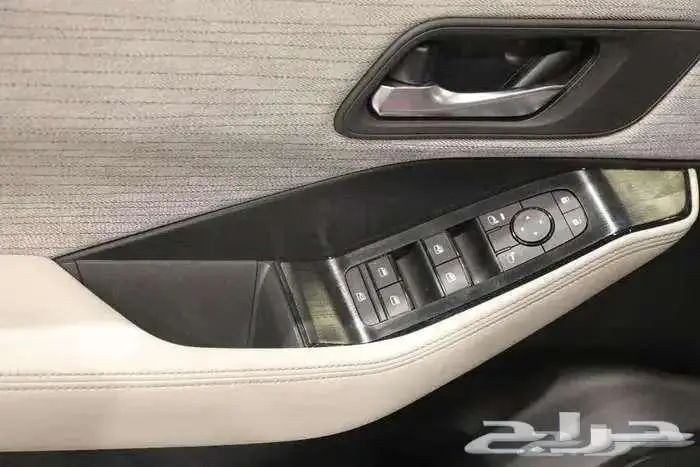 نيسان اكس تريل فئة S موديل 2026 ( 5 -7 ركاب ) دبل و بدون دبل 13