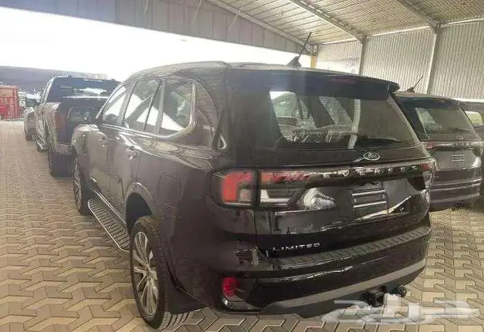 فورد ايفرست ليمتد فل موديل 2024 بطاقه جمركيه 1